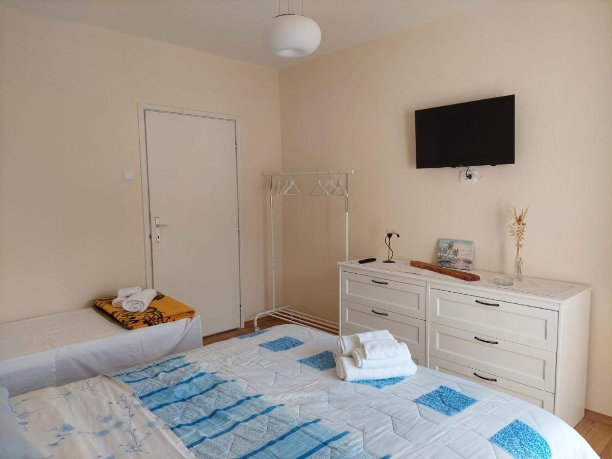 克勒克Apartman Danijela公寓 外观 照片